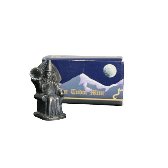 Master Wizard Mini The Tudor Mint, Myth and Magic #3506 1 1/2" Tall - Picture 8 of 8